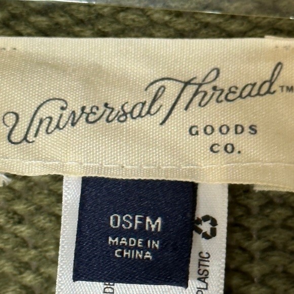 Universal Thread Green and Cream Waterfall Sweater - Picture 3 of 6